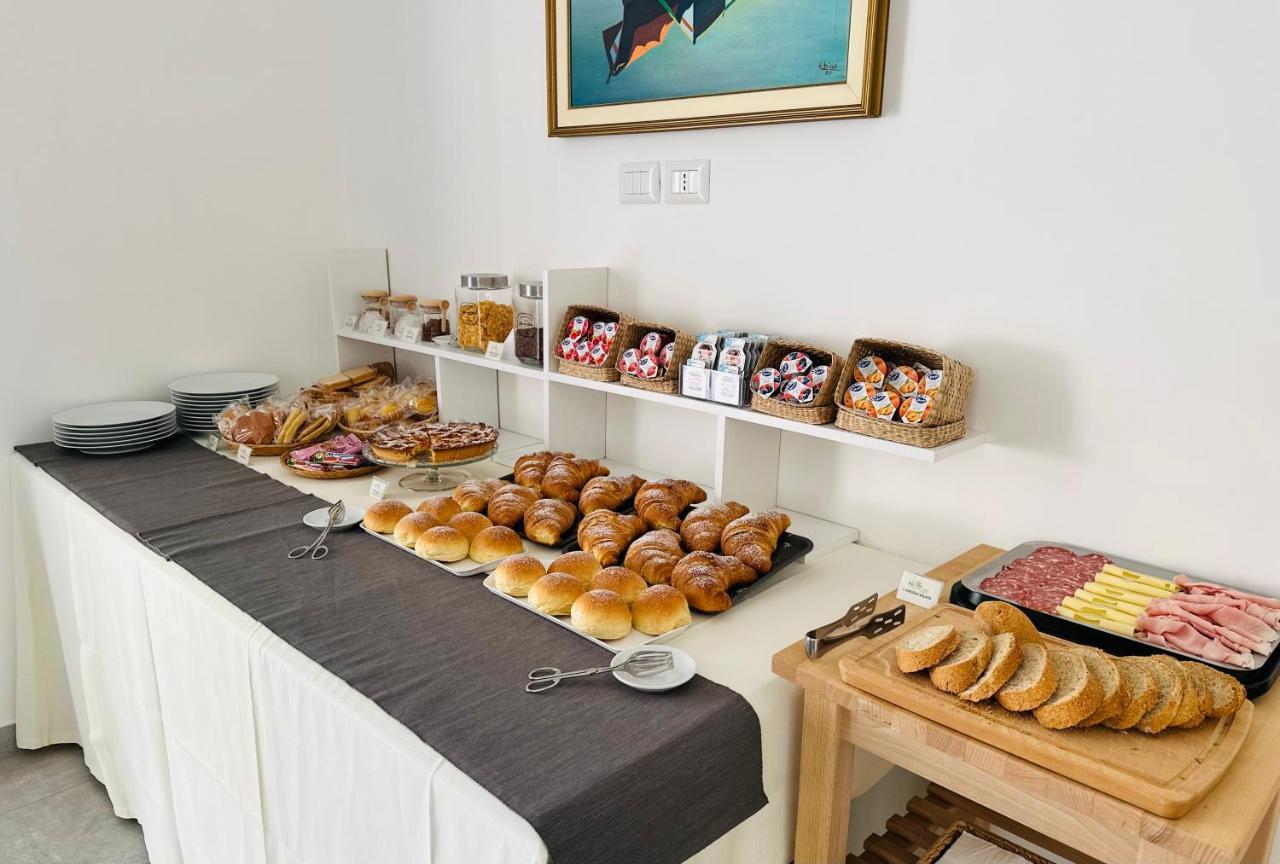 Invilla Bed&Breakfast - Quality Rooms Santa Maria di Castellabate Ngoại thất bức ảnh