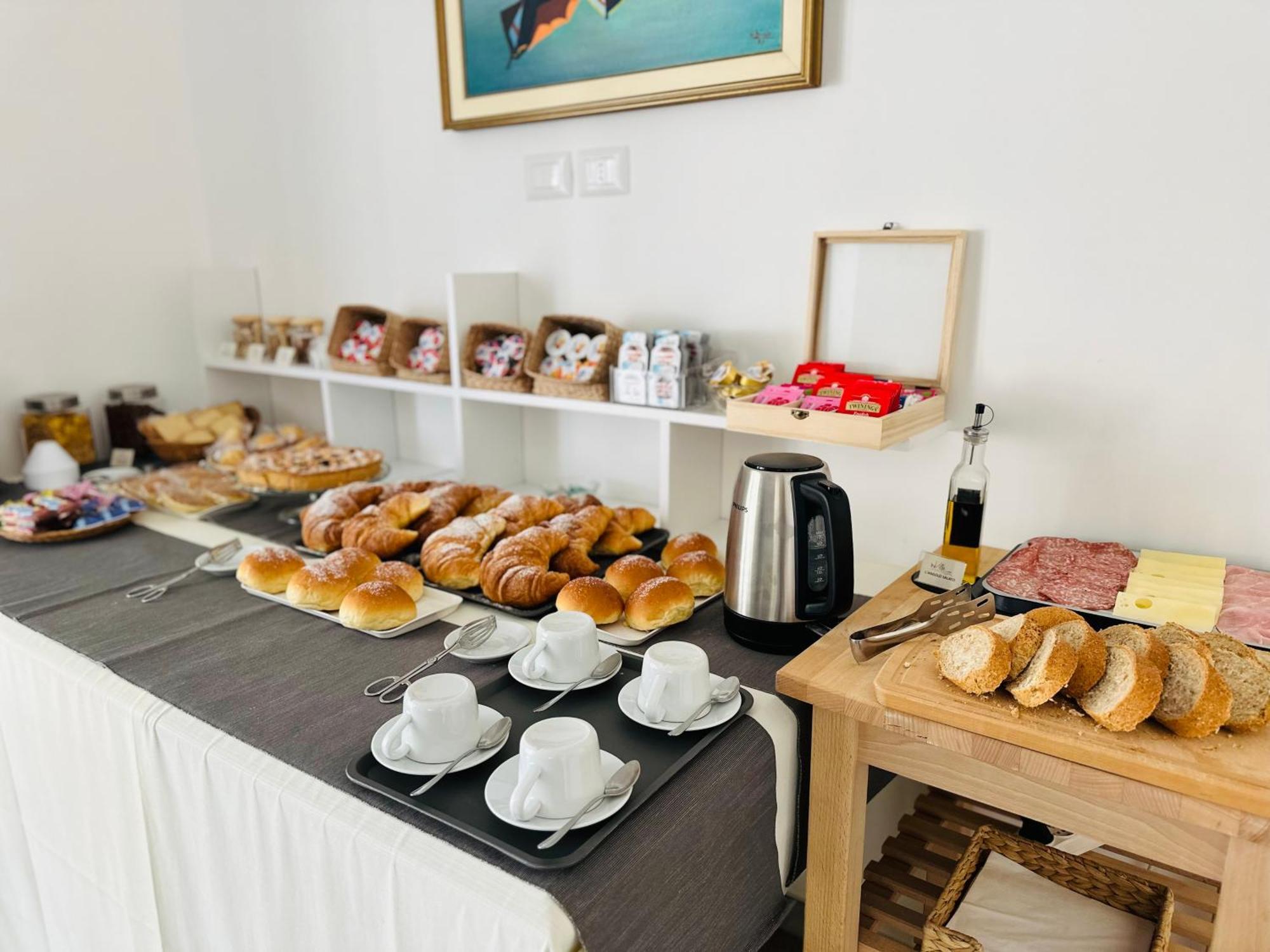 Invilla Bed&Breakfast - Quality Rooms Santa Maria di Castellabate Ngoại thất bức ảnh